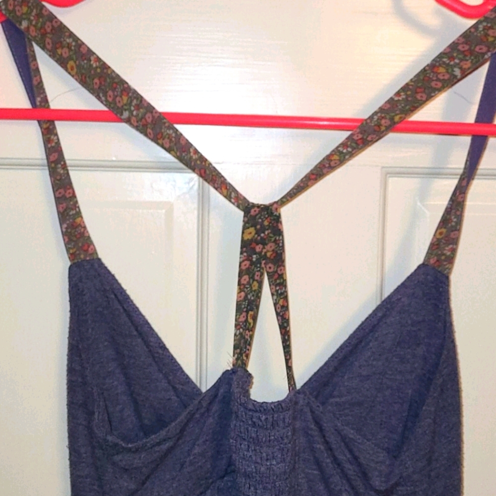 Dainty AE tiered ruffle tank - Picture 5 of 6